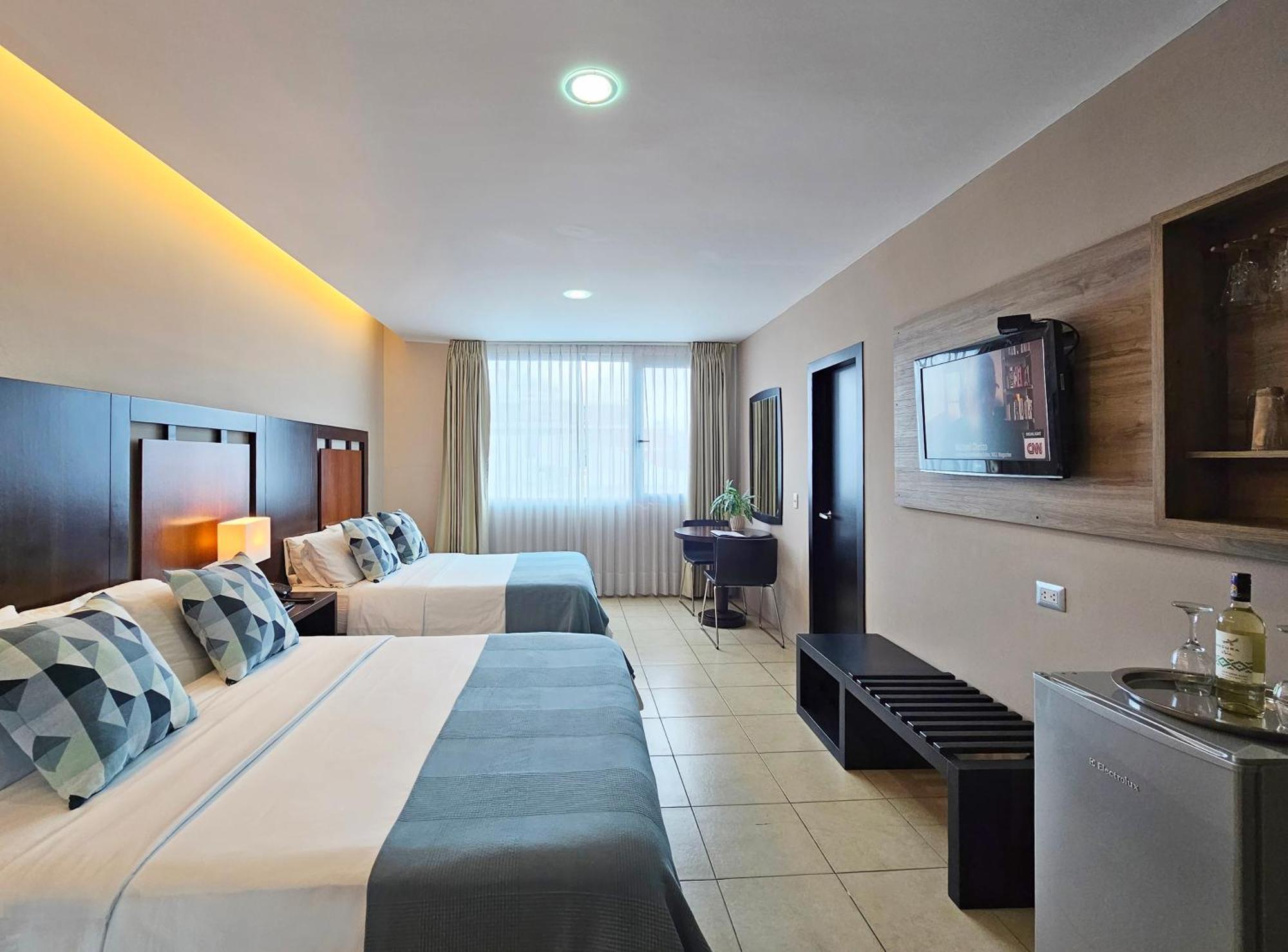 Hotel Perla Spondylus Манта Екстер'єр фото